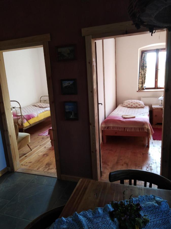 Gosciniec Kaszarnia Kamienne Mirsk Exterior foto